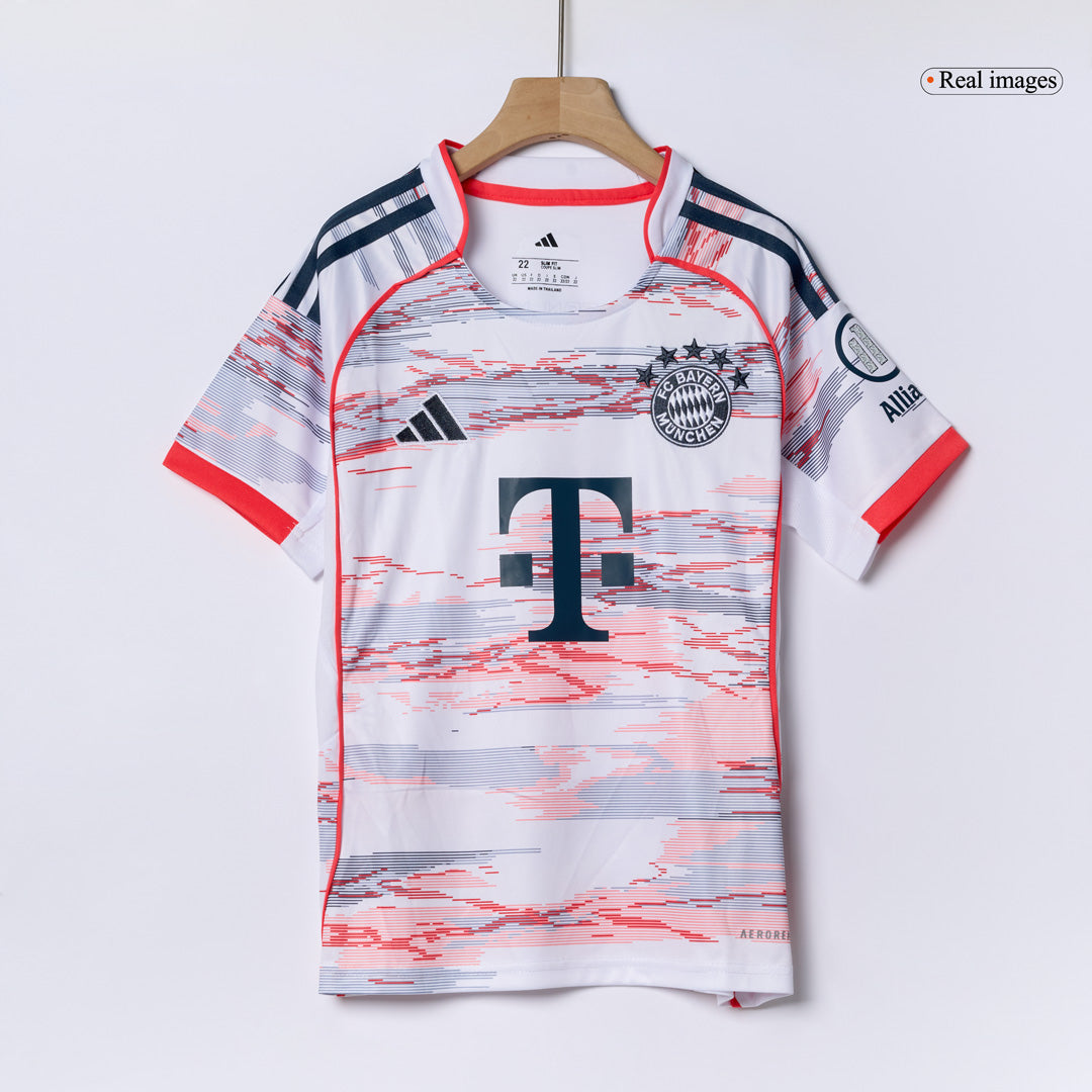 Bayern München Kinder Auswärtstrikot 3-teilig Set 2025/26