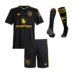 Manchester United Kinder Ausweichtrikot 3-teilig Set 2025/26