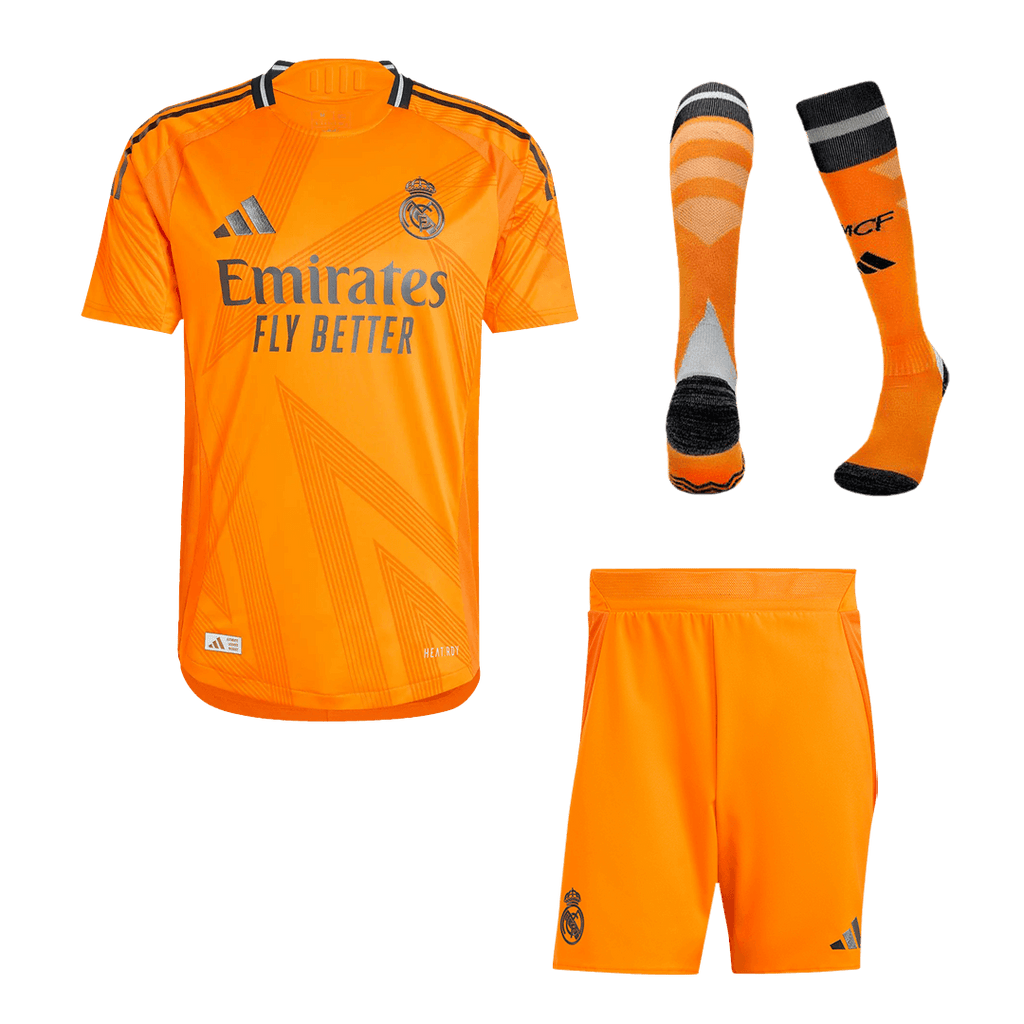 Real Madrid Herren Auswärtstrikot Spieler-Version 3-teilig 2024/25