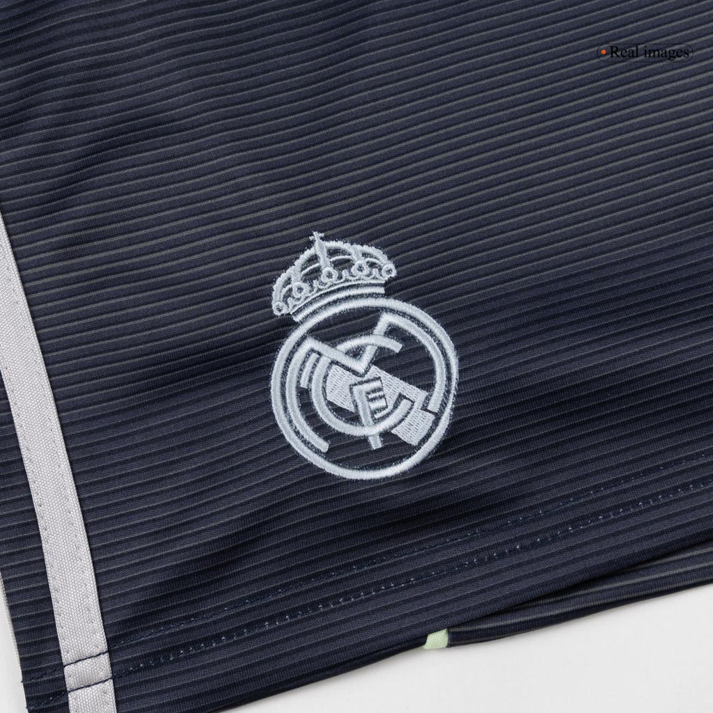 Real Madrid Kinder Auswärtstrikot 3-teilig Set 2025/26