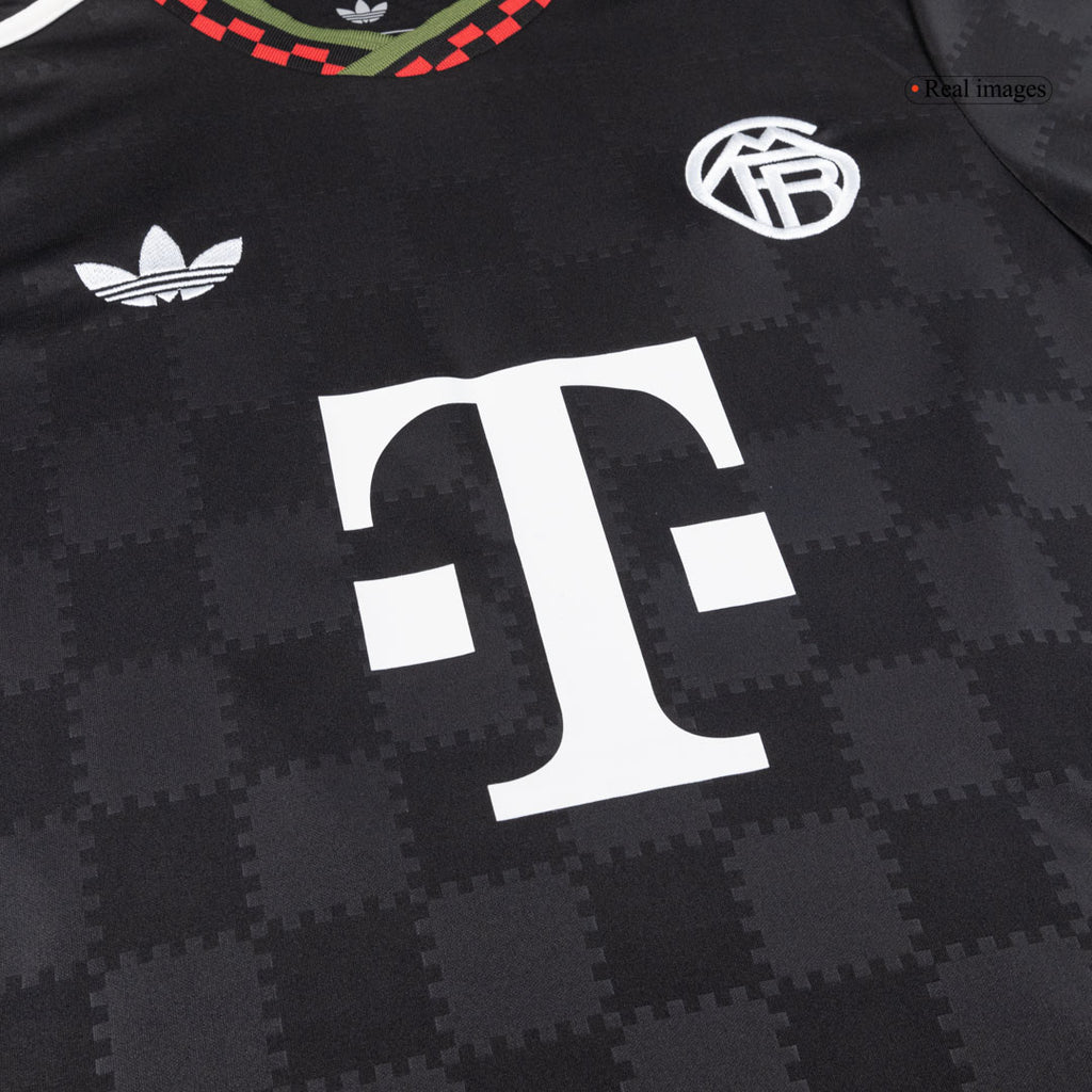 Bayern München Herren Ausweichtrikot Fan Version 2-teilig 2025/26