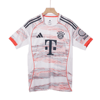 Bayern München Herren Auswärtstrikot Fan Version 2-teilig 2025/26