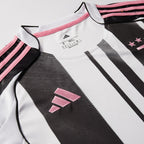 Juventus Herren Heimtrikot Fan Version 2-teilig 2025/26