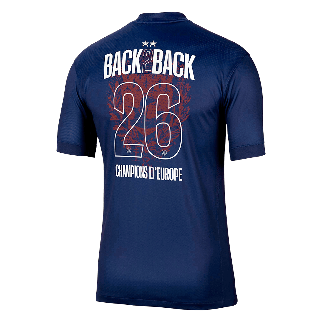 PSG Heimtrikot 2025/26 Fan-Version Champions of Europe #26