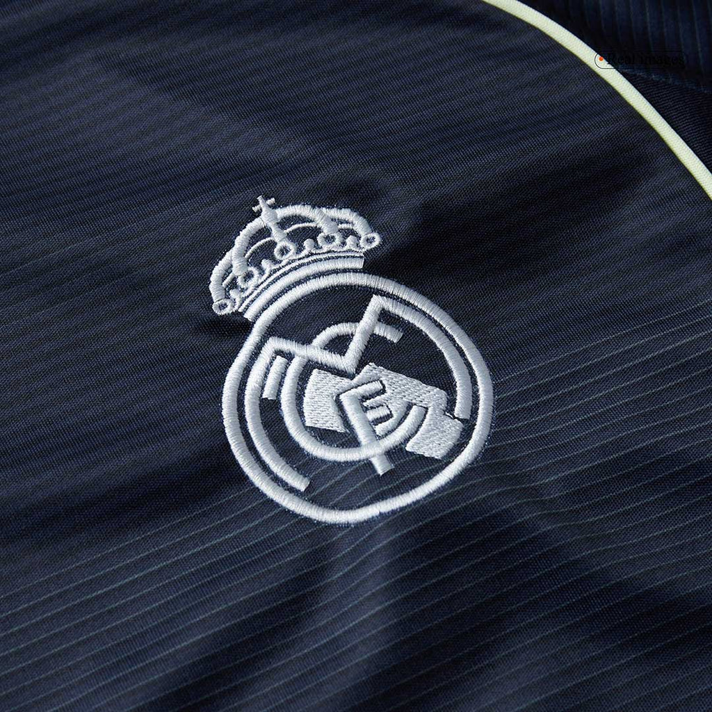 Real Madrid Auswärtstrikot Langarm 2025/26 Fan-Version