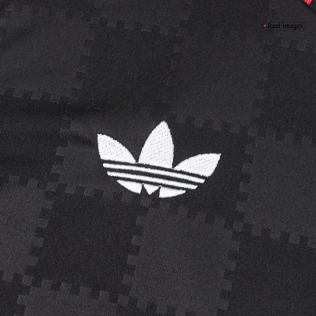 Bayern München Herren Ausweichtrikot Fan Version 3-teilig 2025/26