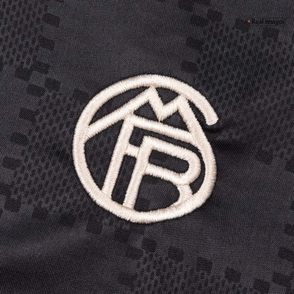 Bayern München Kinder Ausweichtrikot 3-teilig Set 2025/26