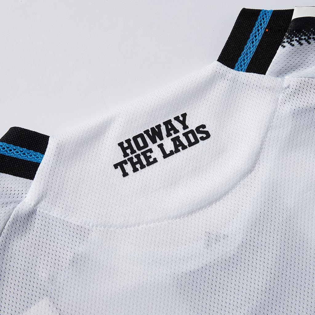 Newcastle United Heimtrikot 2025/26 Spieler-Version
