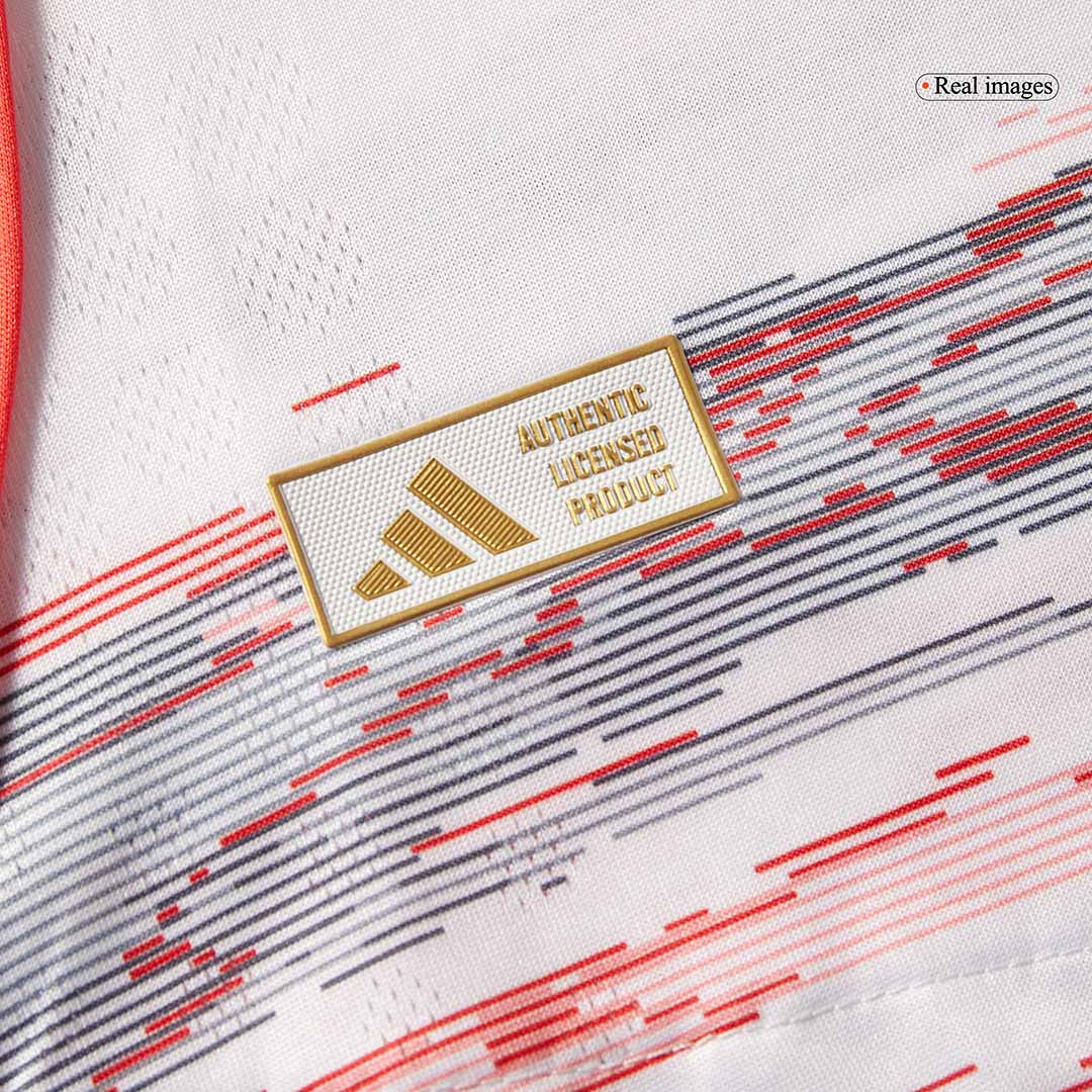 Bayern München Auswärtstrikot 2025/26 Spieler-Version OLISE #17