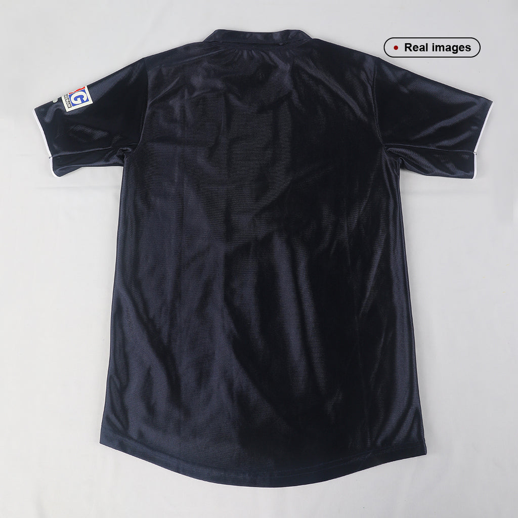 Real Madrid Retro Heimtrikot 2001/02
