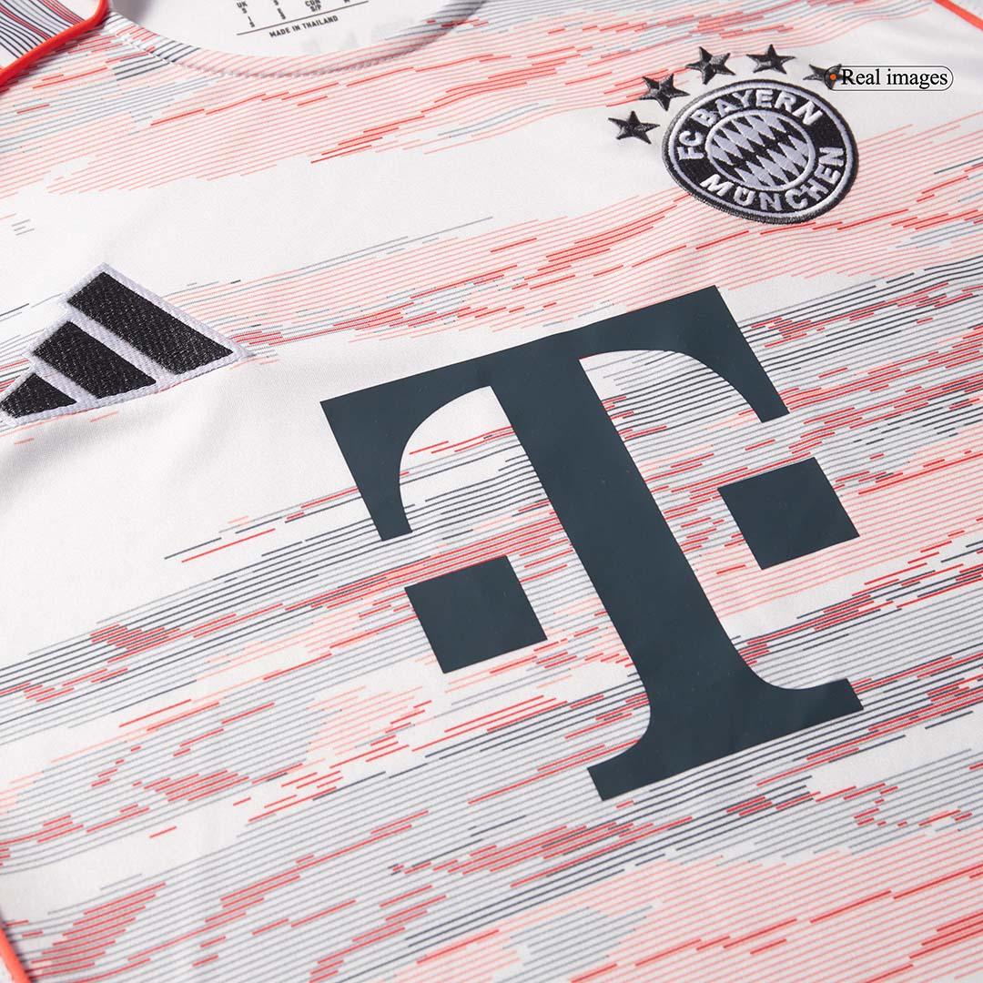 Bayern München Auswärtstrikot 2025/26 Fan-Version