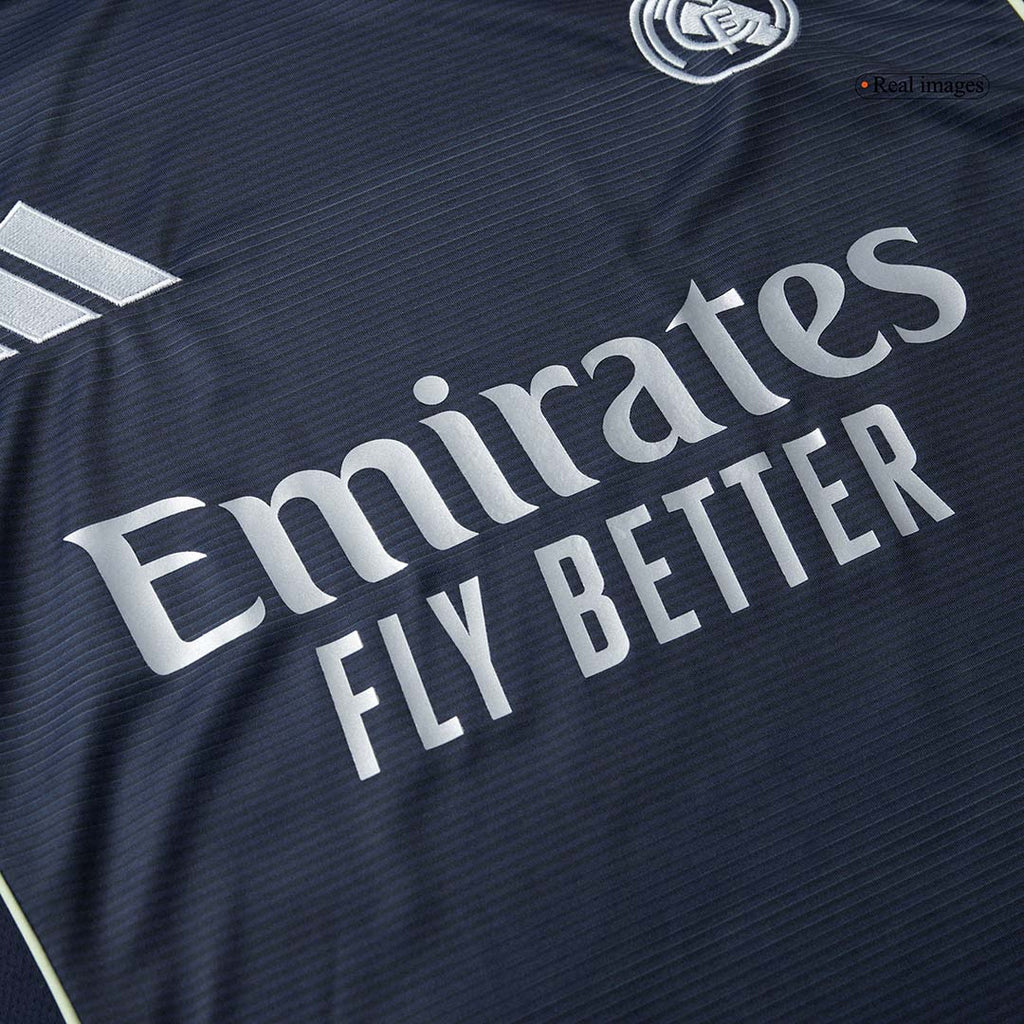 Real Madrid Auswärtstrikot Langarm 2025/26 Fan-Version
